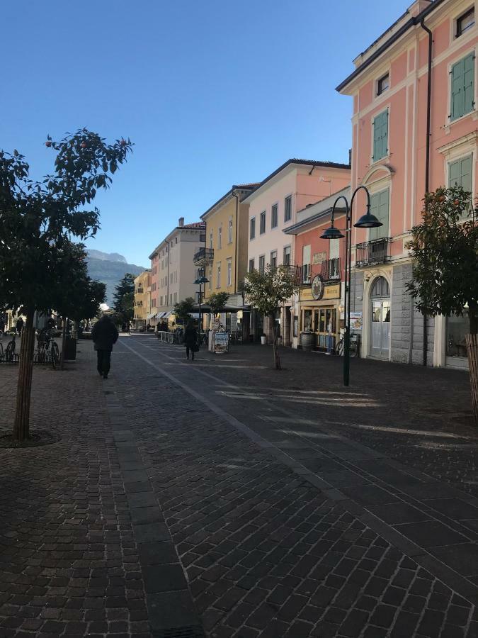 Casa Nika Leilighet Riva del Garda Eksteriør bilde